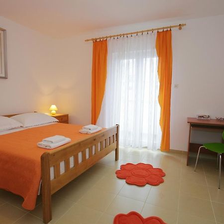 Guest House Renata Zadar Habitación foto