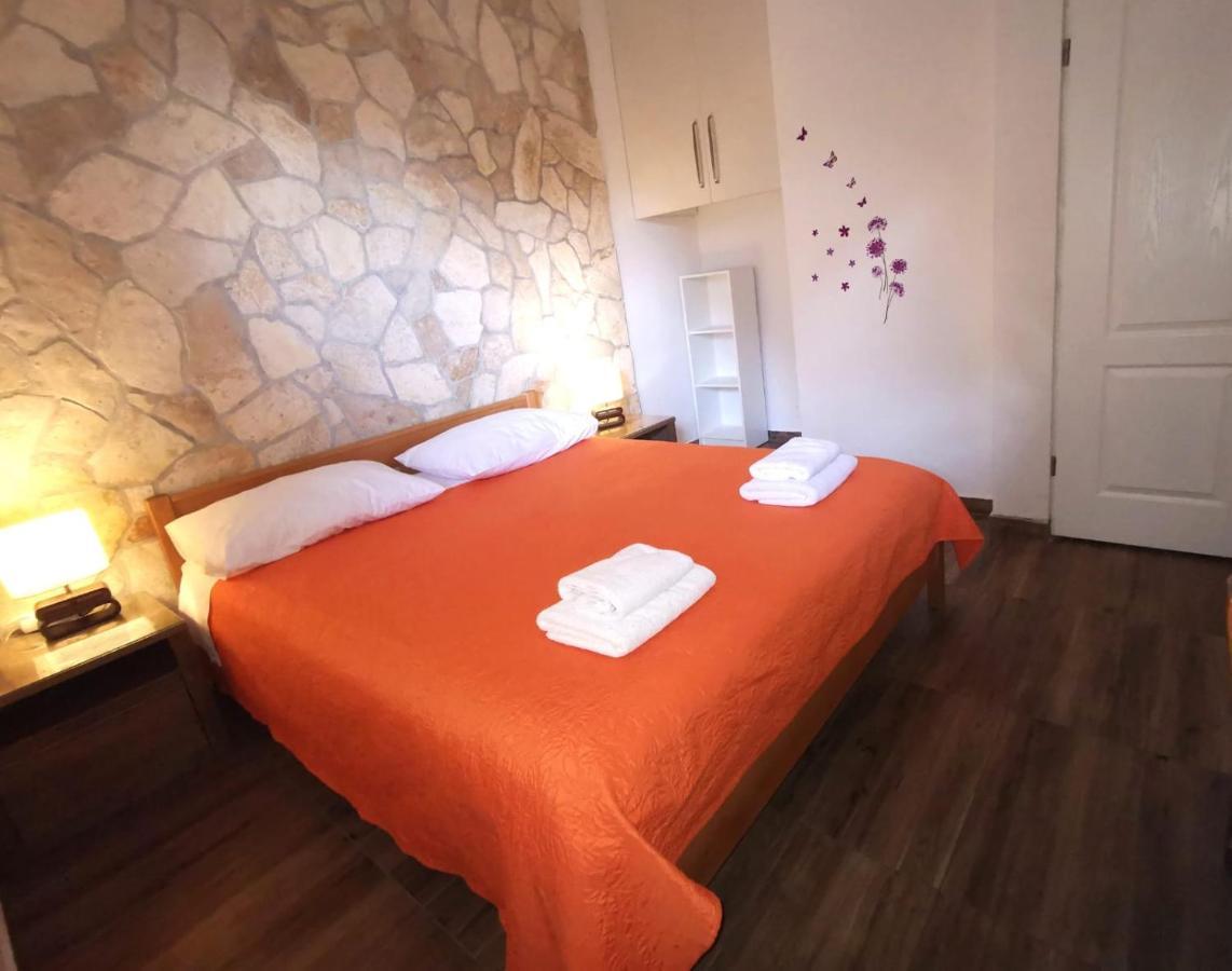 Guest House Renata Zadar Exterior foto